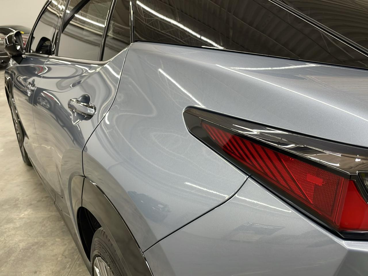 Lexus RZ RZ 450e Luxury AWD 2023
