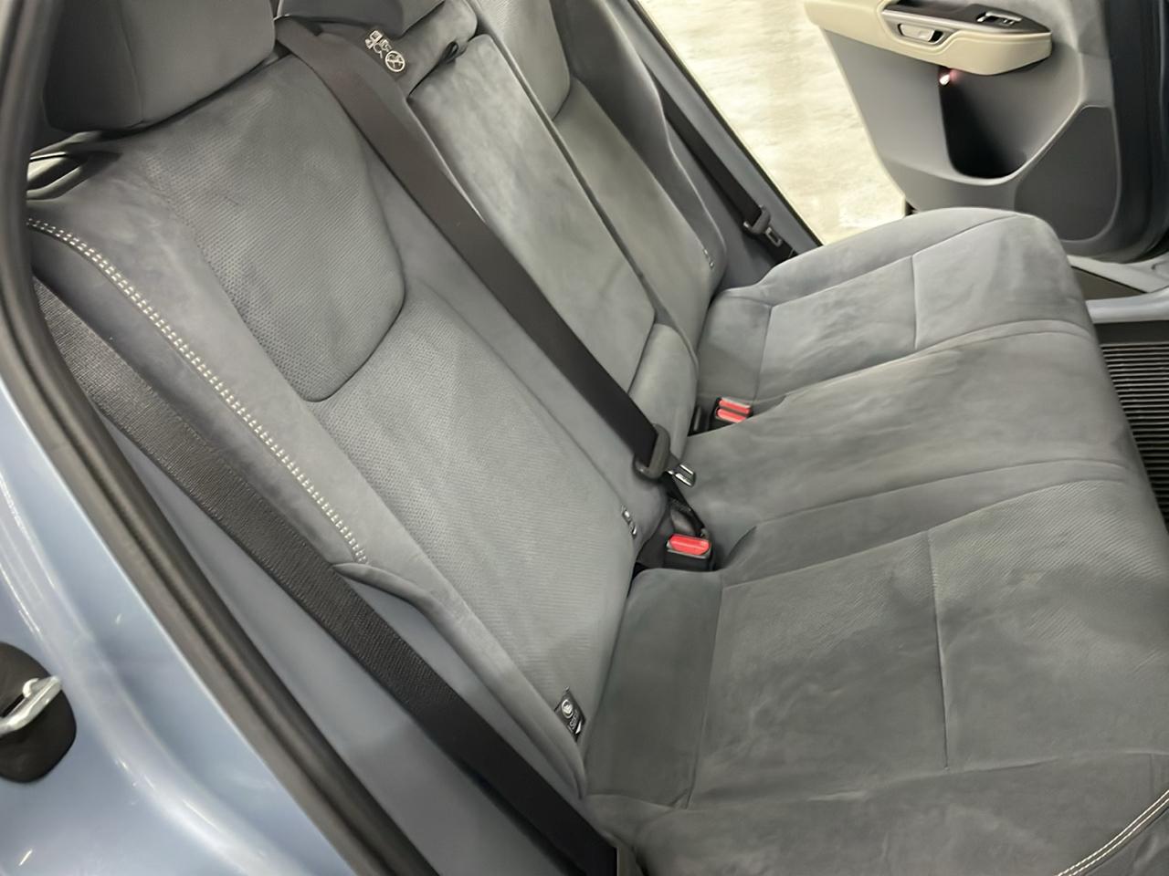 Lexus RZ RZ 450e Luxury AWD 2023