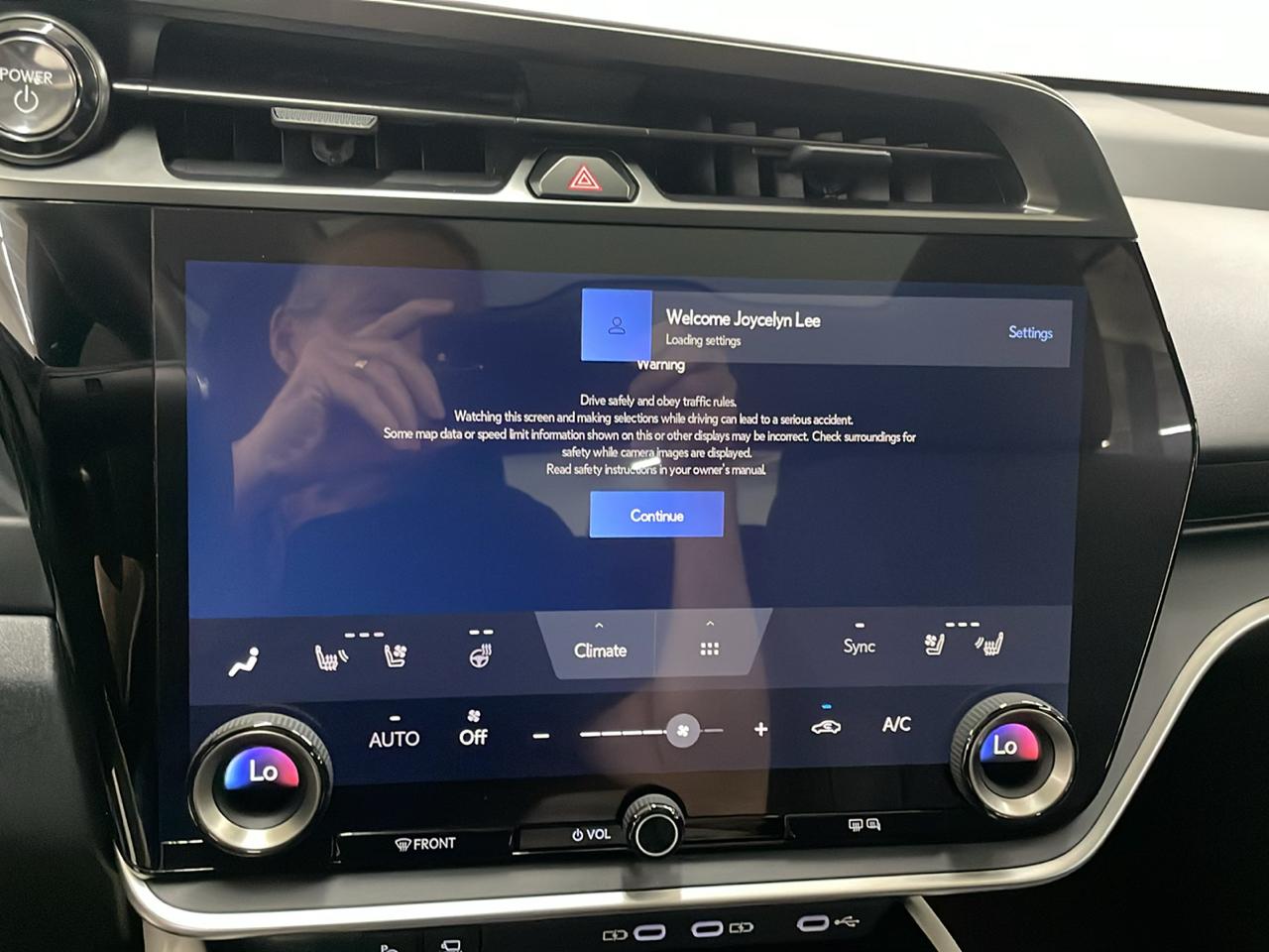 Lexus RZ RZ 450e Luxury AWD 2023