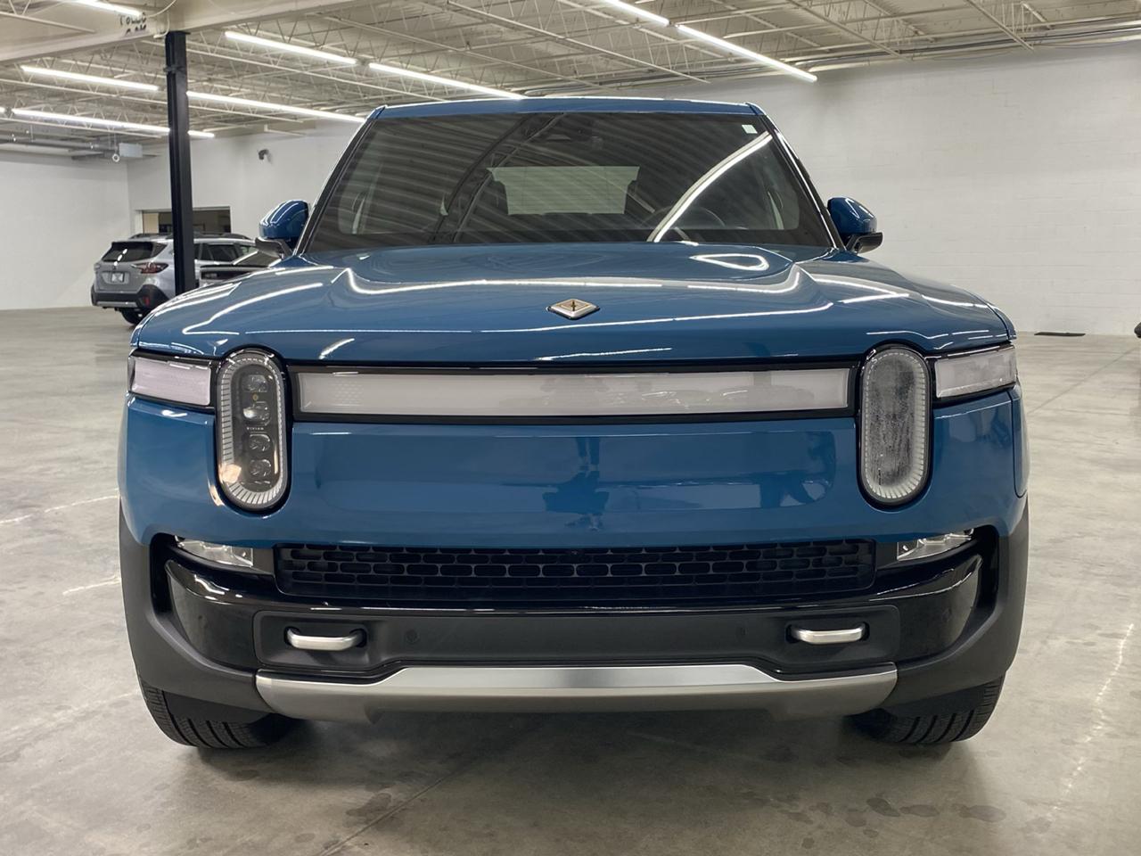 Rivian R1T Adventure Dual-Motor Max Pack 2023