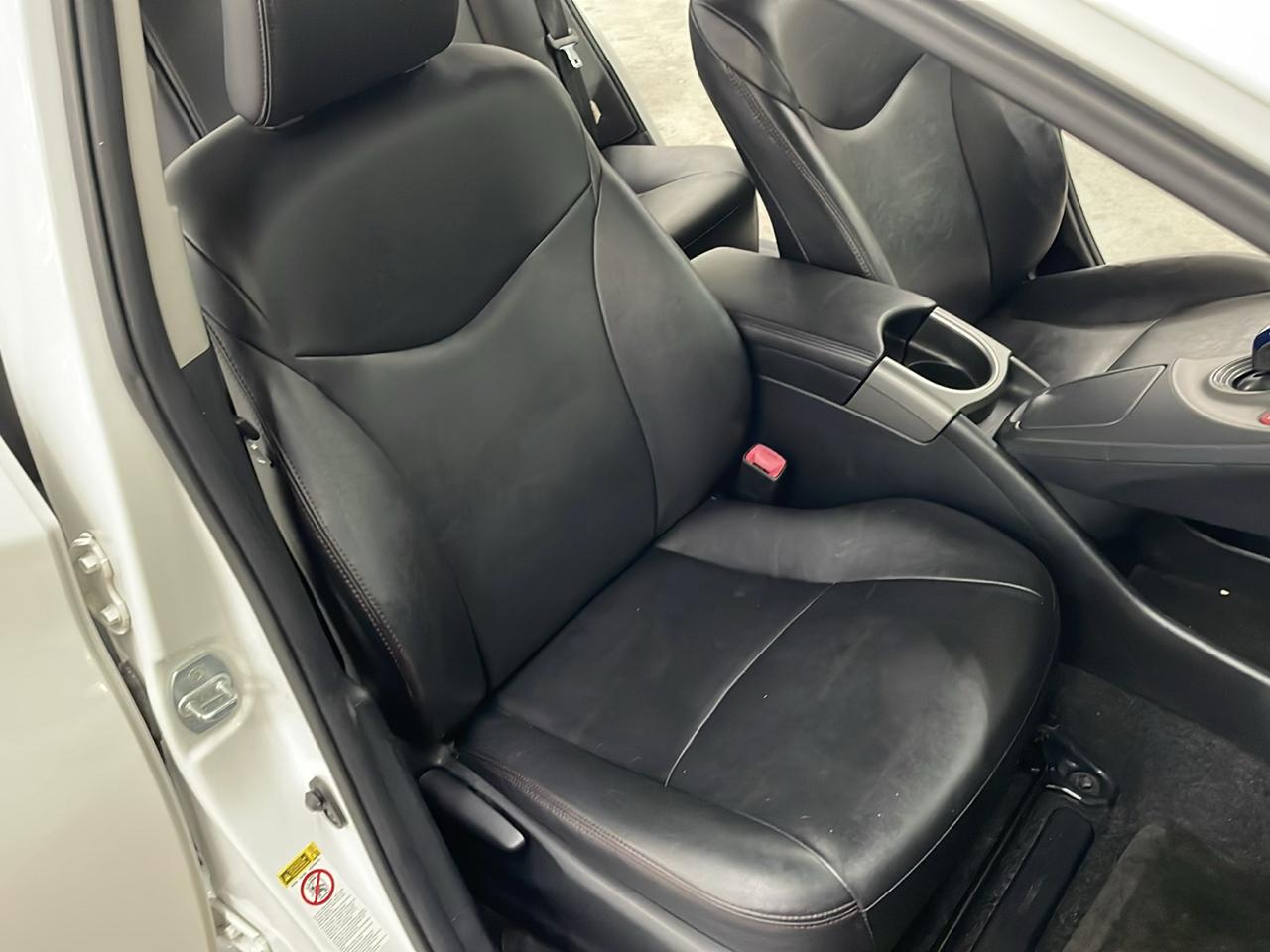 Toyota Prius 5dr HB Persona (Natl) 2013