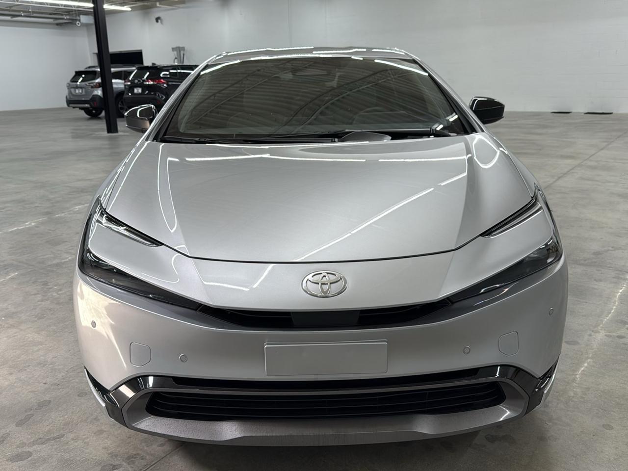Toyota Prius XLE (Natl) 2024