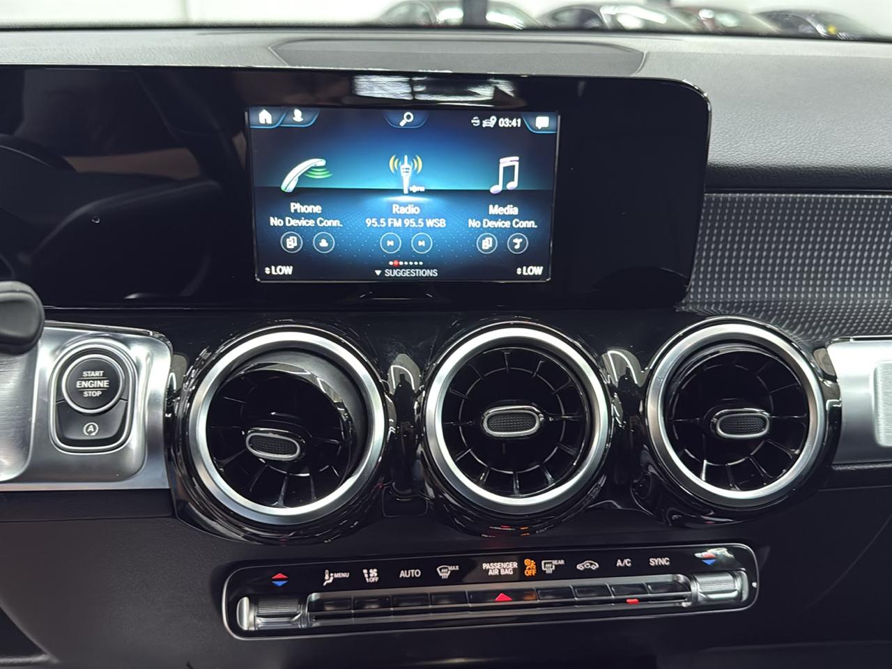 Mercedes-Benz GLB GLB 250 4MATIC SUV 2020