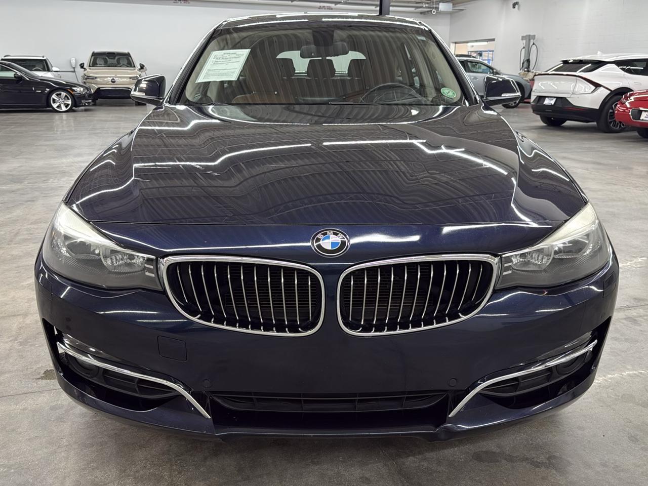 BMW 3 Series Gran Turismo 5dr 328i xDrive Gran Turismo AWD 2014