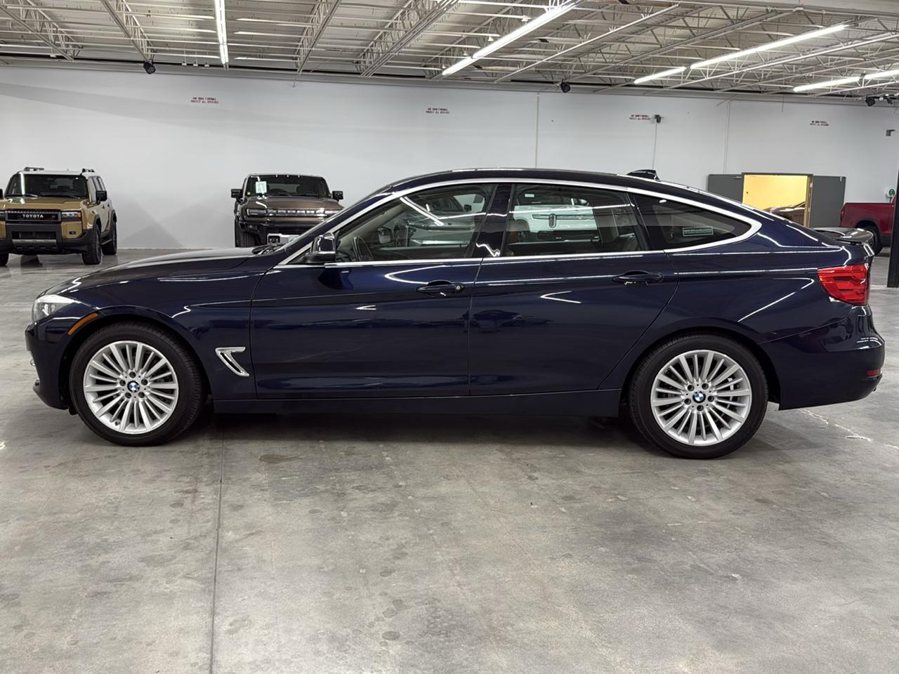 BMW 3 Series Gran Turismo 5dr 328i xDrive Gran Turismo AWD 2014