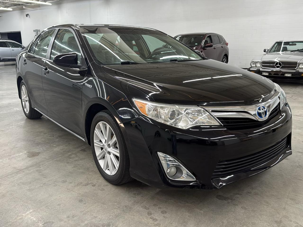 Toyota Camry Hybrid 4dr Sdn XLE (Natl) 2013