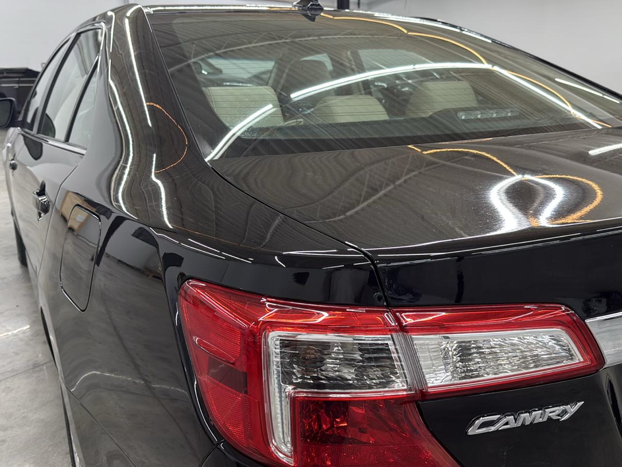 Toyota Camry Hybrid 4dr Sdn XLE (Natl) 2013