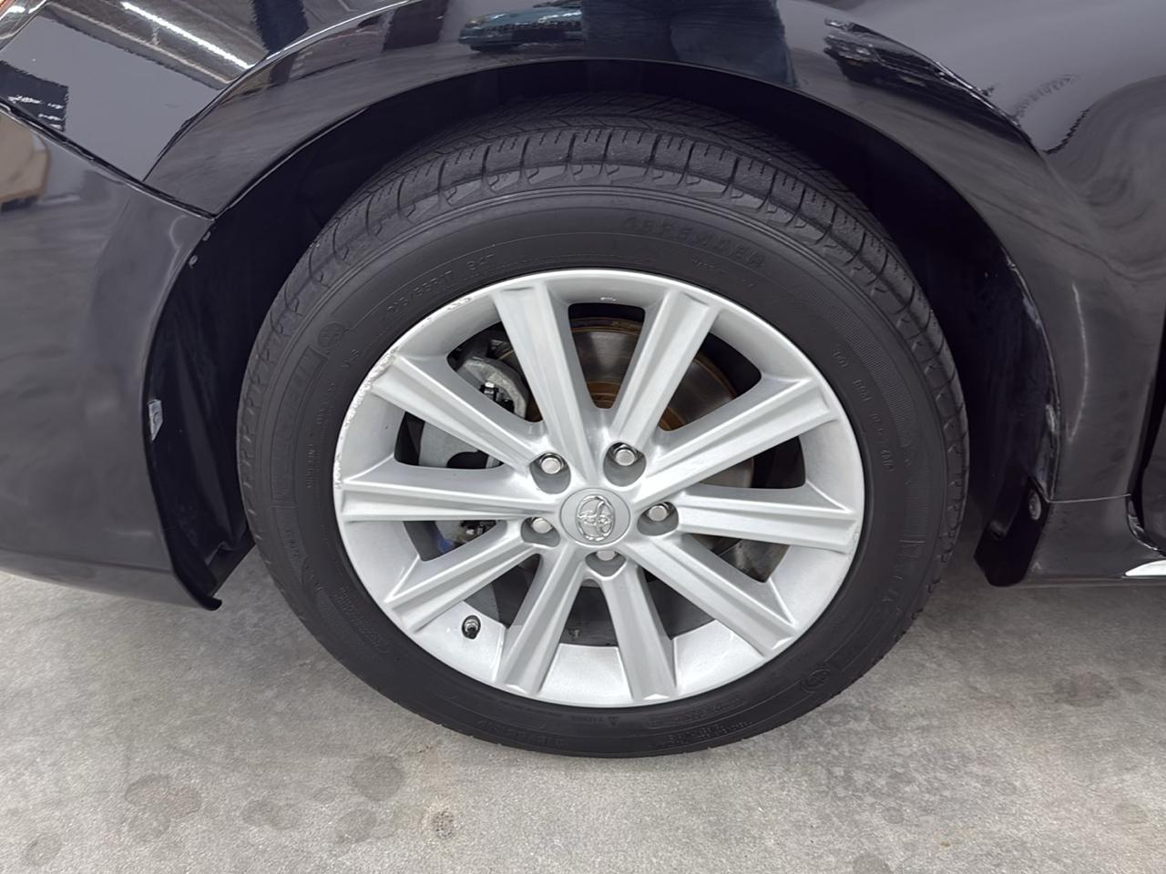 Toyota Camry Hybrid 4dr Sdn XLE (Natl) 2013