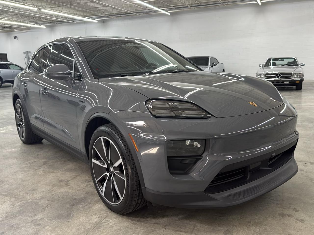 Porsche Macan Electric 4S AWD 2025