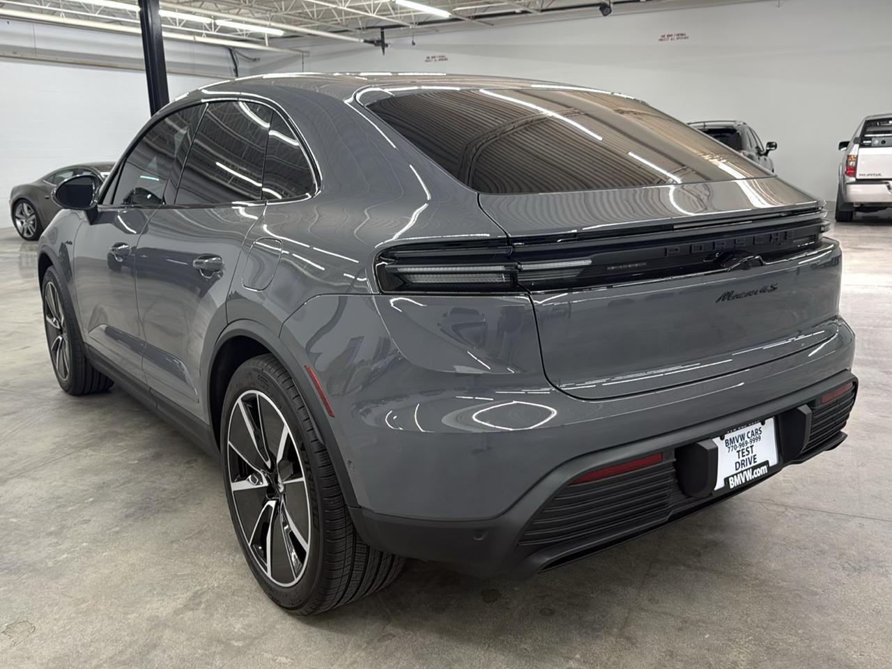 Porsche Macan Electric 4S AWD 2025