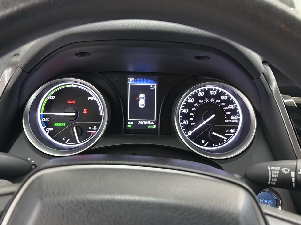 Toyota Camry Hybrid LE CVT (Natl) 2021