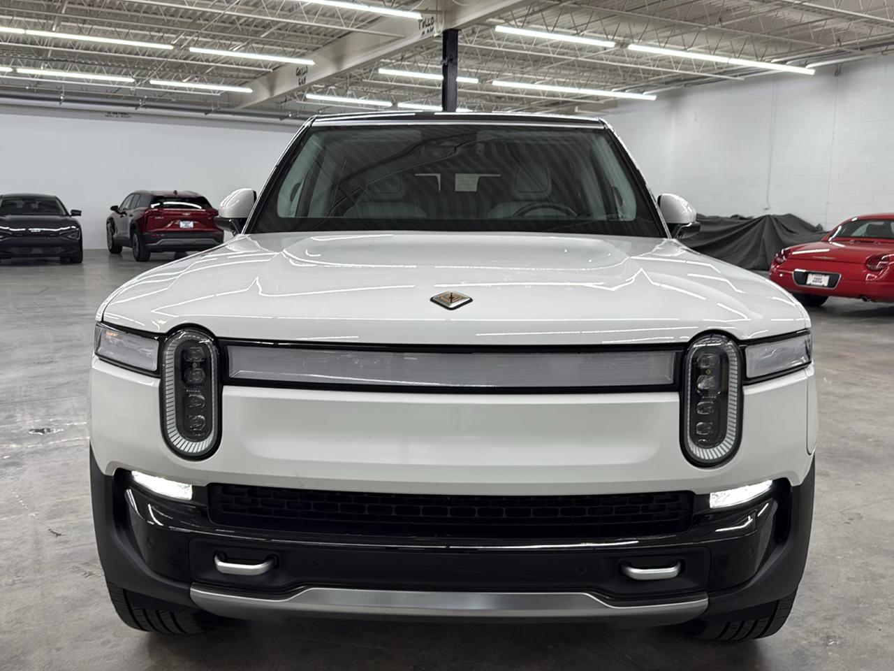 Rivian R1S Adventure Quad-Motor Large Pack 2024