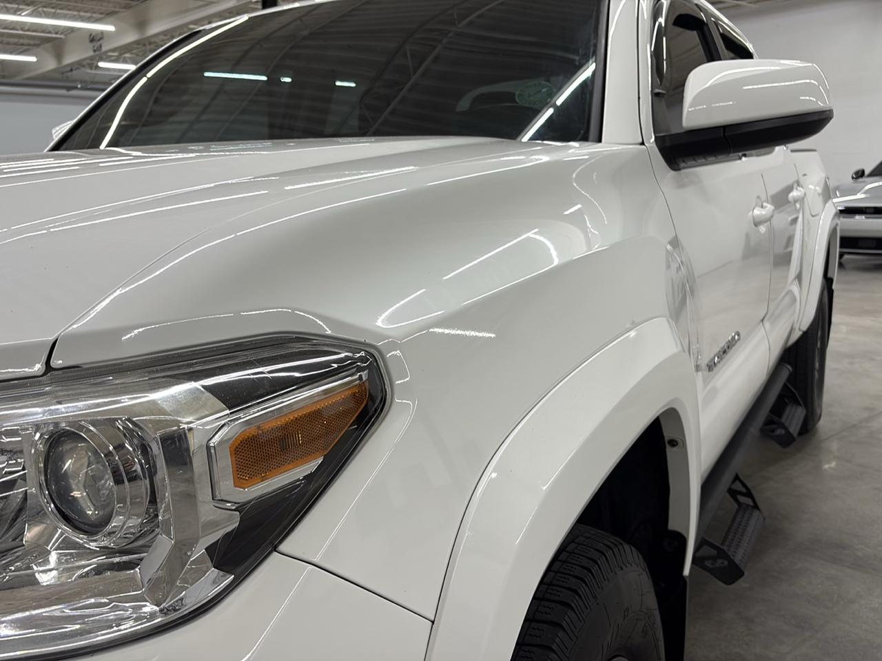 Toyota Tacoma 2WD SR5 Double Cab 5' Bed V6 AT (Natl) 2020
