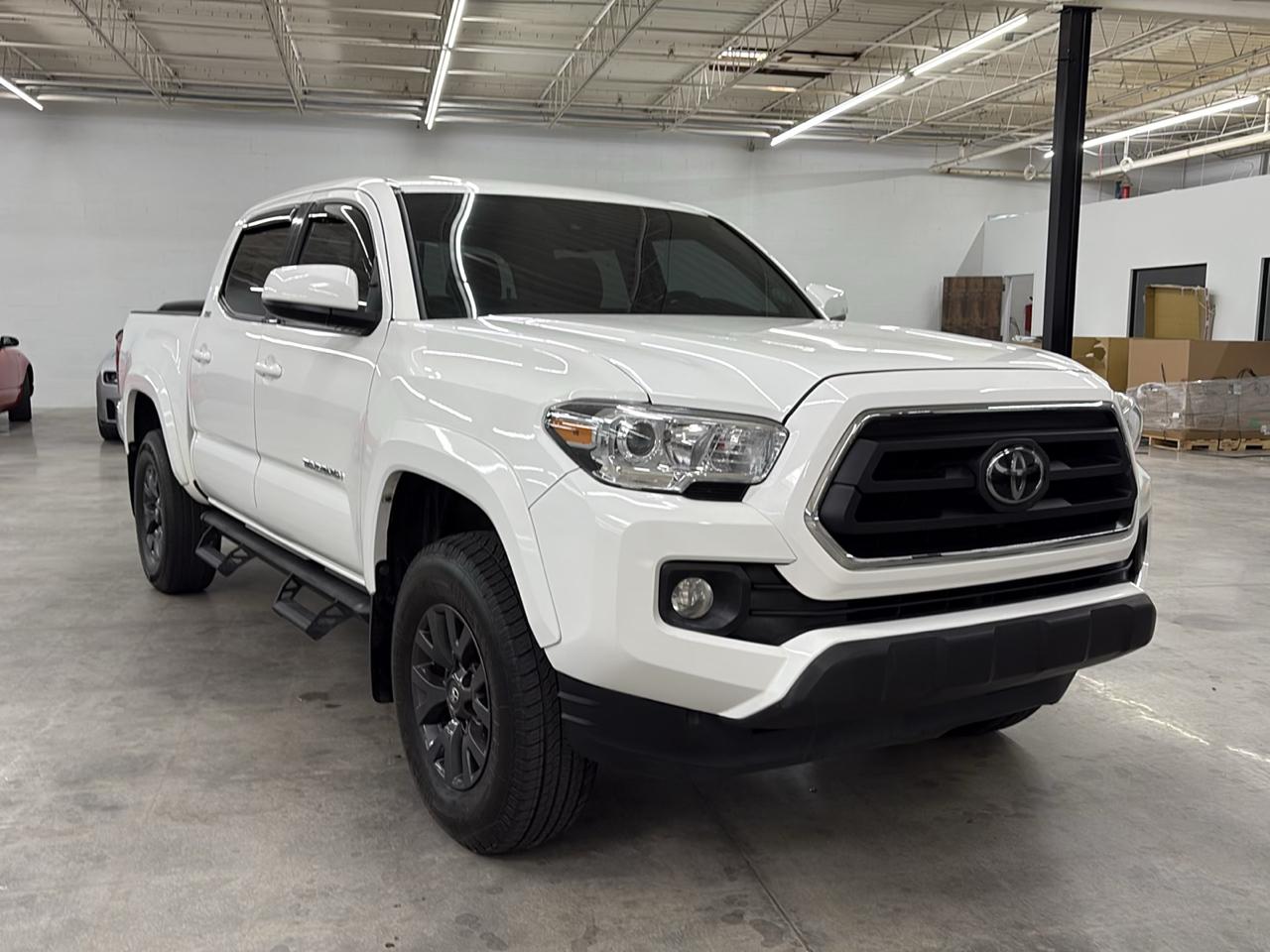 Toyota Tacoma 2WD SR5 Double Cab 5' Bed V6 AT (Natl) 2020
