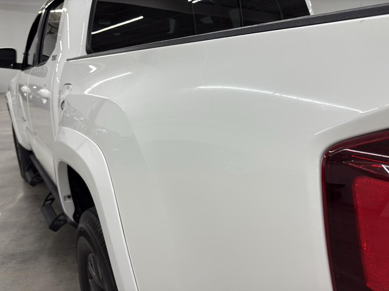 Toyota Tacoma 2WD SR5 Double Cab 5' Bed V6 AT (Natl) 2020