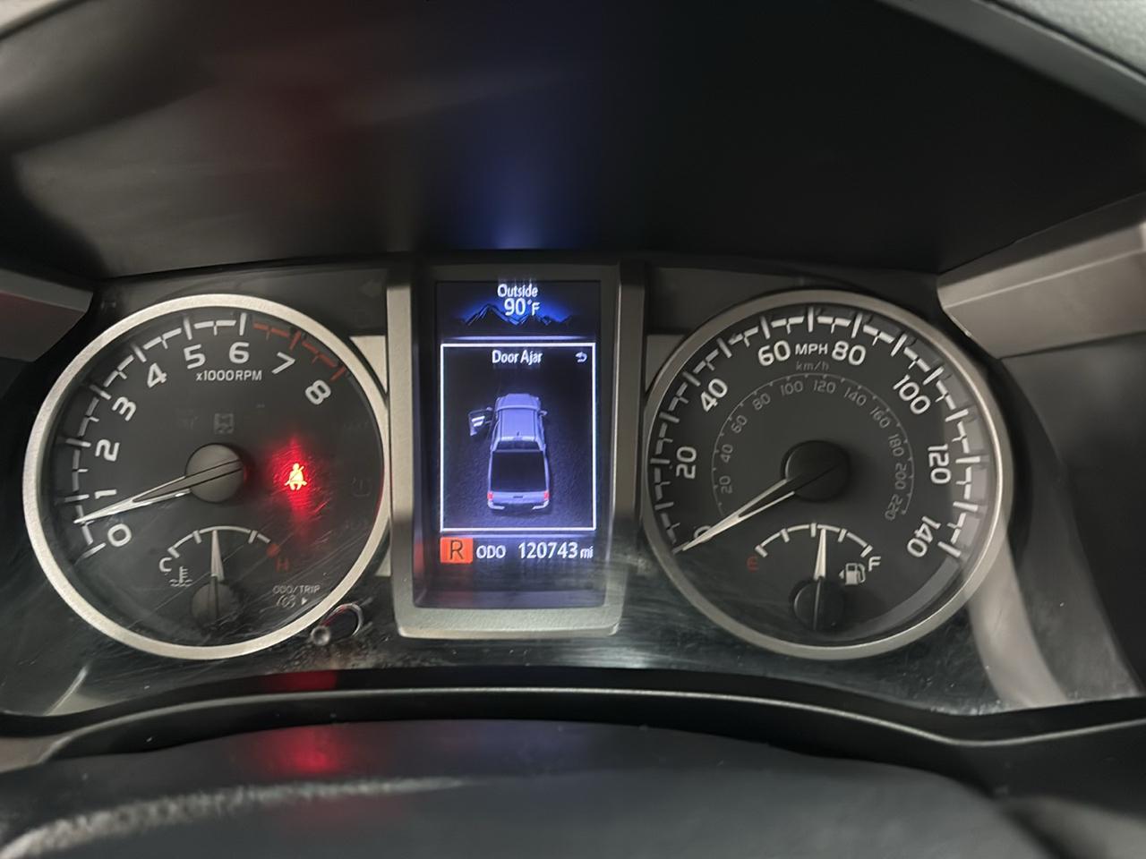 Toyota Tacoma 2WD SR5 Double Cab 5' Bed V6 AT (Natl) 2020