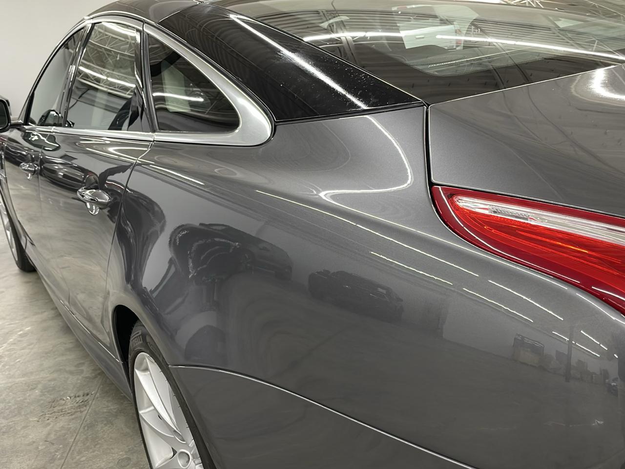 Jaguar XJ XJ R-Sport RWD 2019