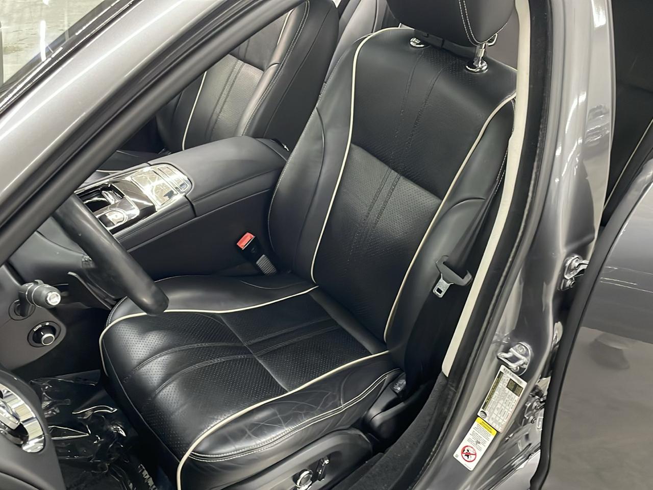 Jaguar XJ XJ R-Sport RWD 2019