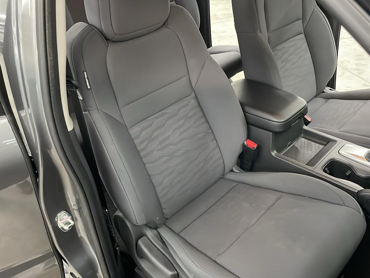 Nissan Frontier PRO-4X Crew Cab 4WD 2025