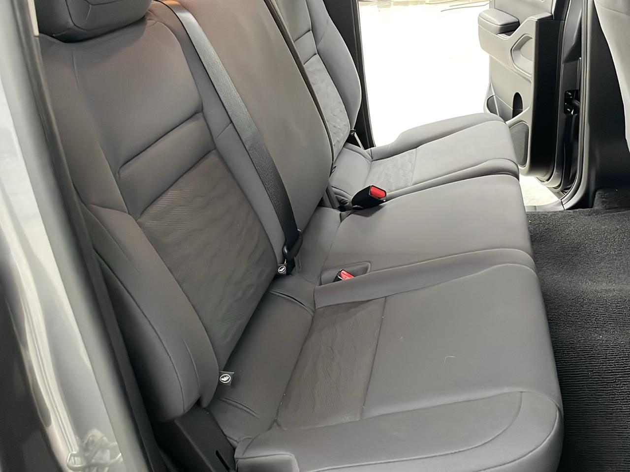 Nissan Frontier PRO-4X Crew Cab 4WD 2025
