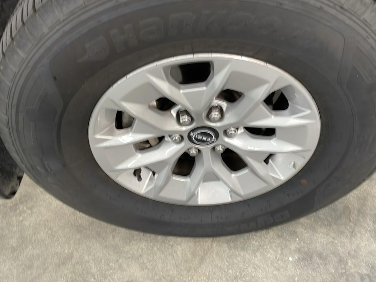 Nissan Frontier PRO-4X Crew Cab 4WD 2025