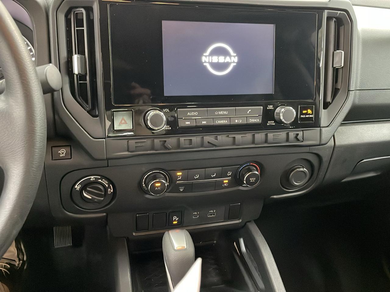 Nissan Frontier PRO-4X Crew Cab 4WD 2025