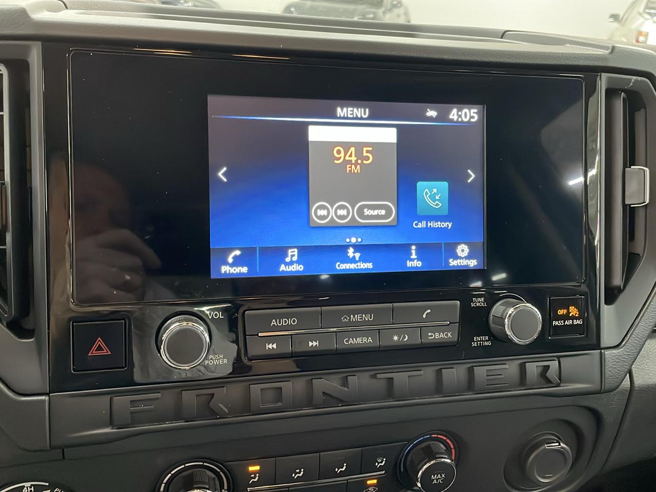 Nissan Frontier PRO-4X Crew Cab 4WD 2025
