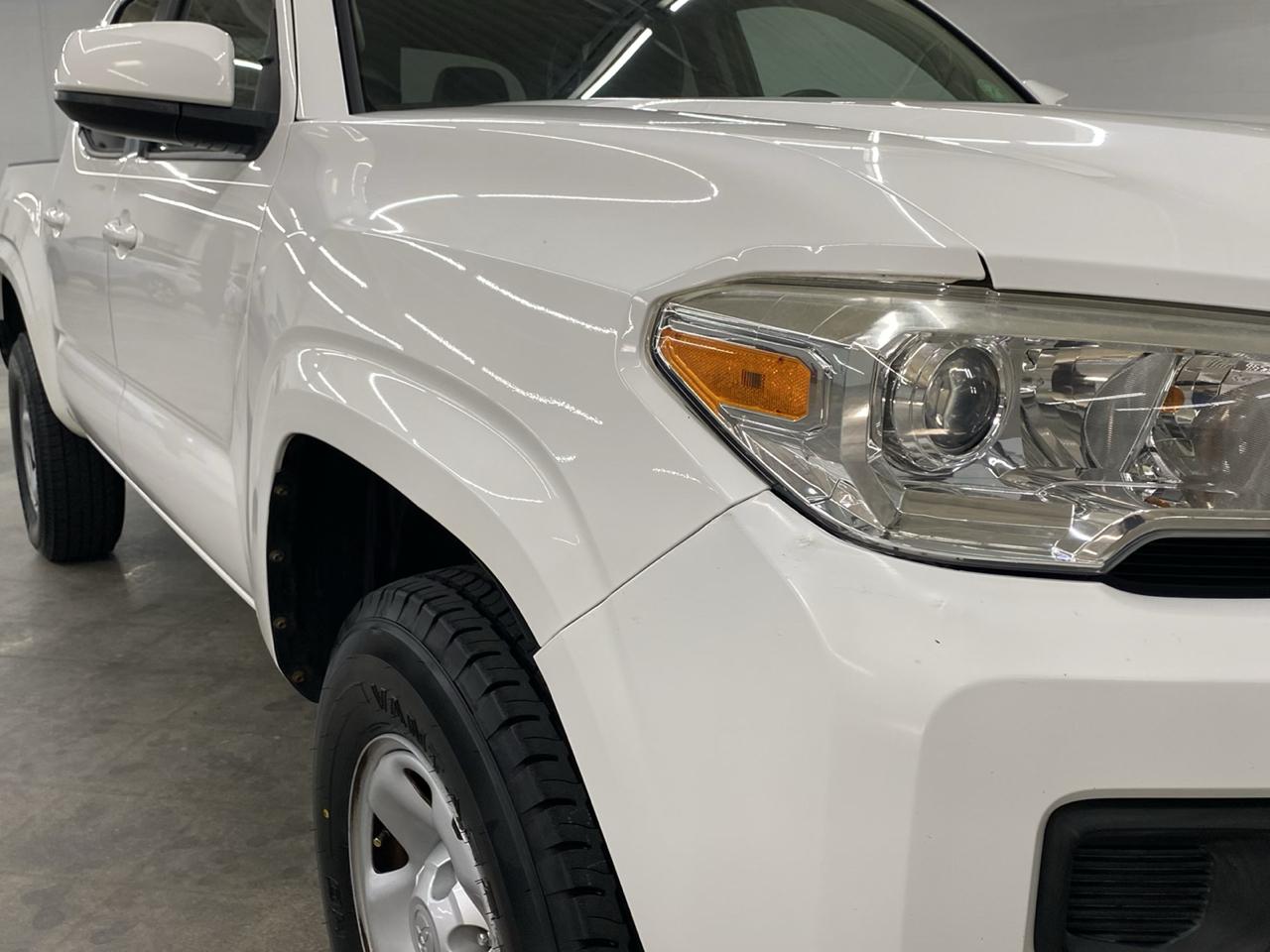 Toyota Tacoma 2WD SR Double Cab 5' Bed I4 AT (Natl) 2019