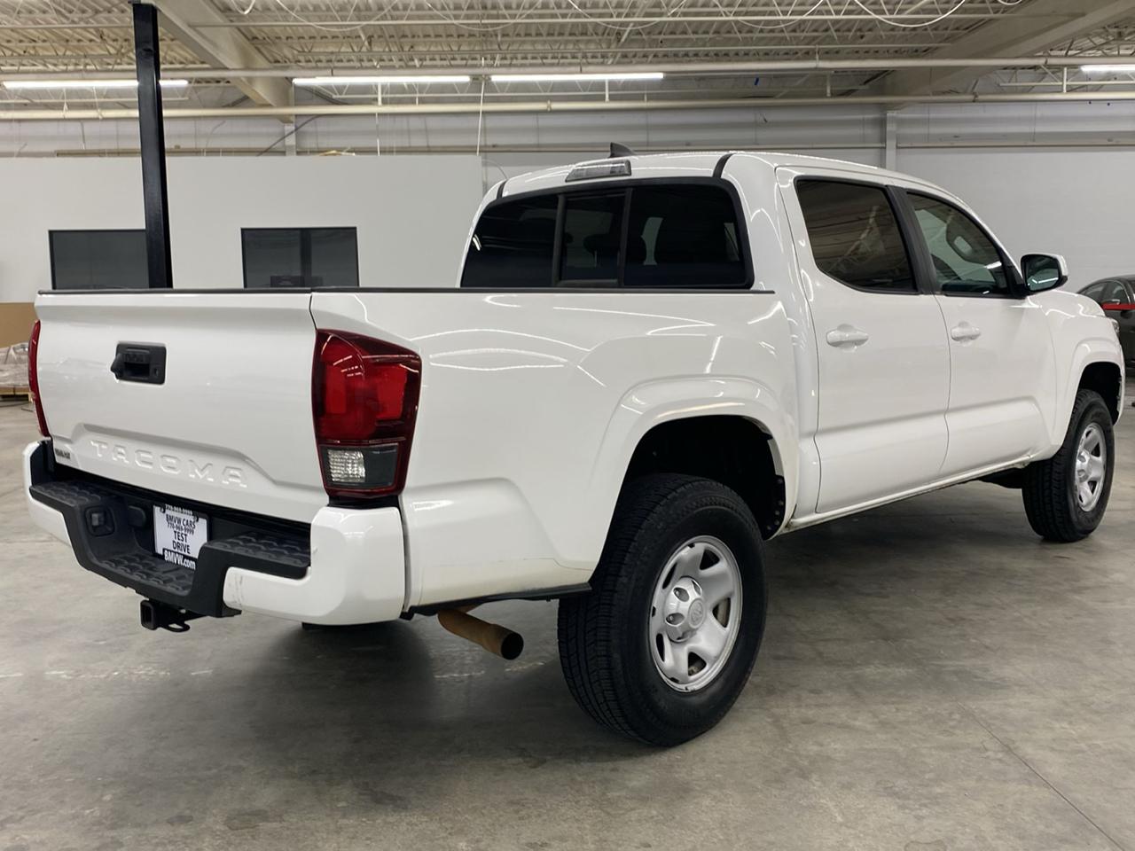 Toyota Tacoma 2WD SR Double Cab 5' Bed I4 AT (Natl) 2019