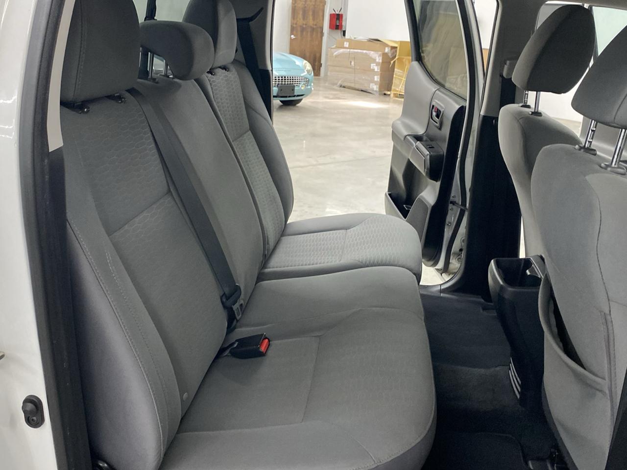 Toyota Tacoma 2WD SR Double Cab 5' Bed I4 AT (Natl) 2019