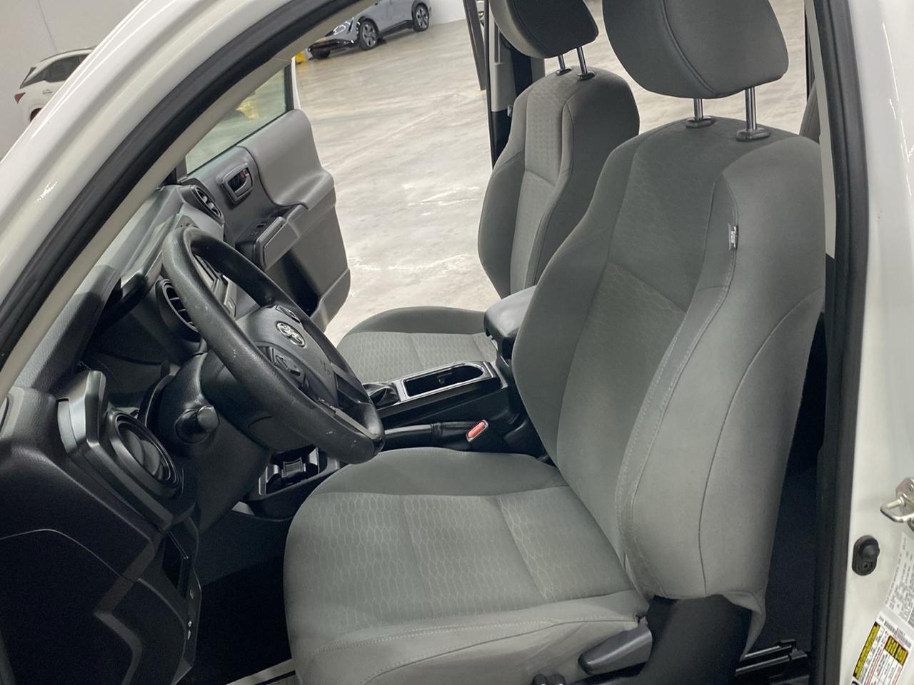 Toyota Tacoma 2WD SR Double Cab 5' Bed I4 AT (Natl) 2019