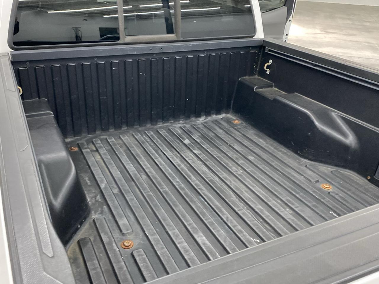 Toyota Tacoma 2WD SR Double Cab 5' Bed I4 AT (Natl) 2019