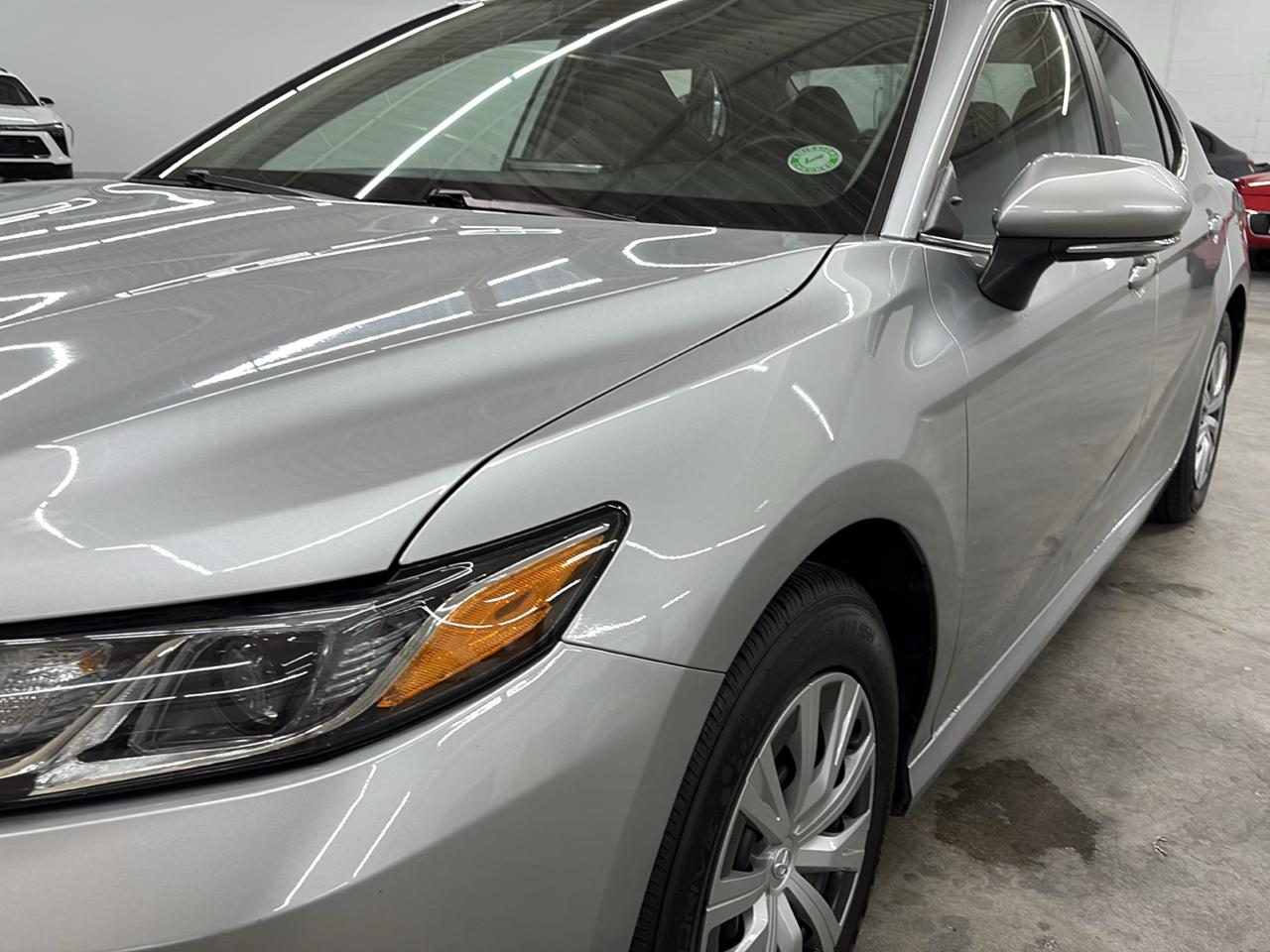 Toyota Camry Hybrid LE CVT (Natl) 2023