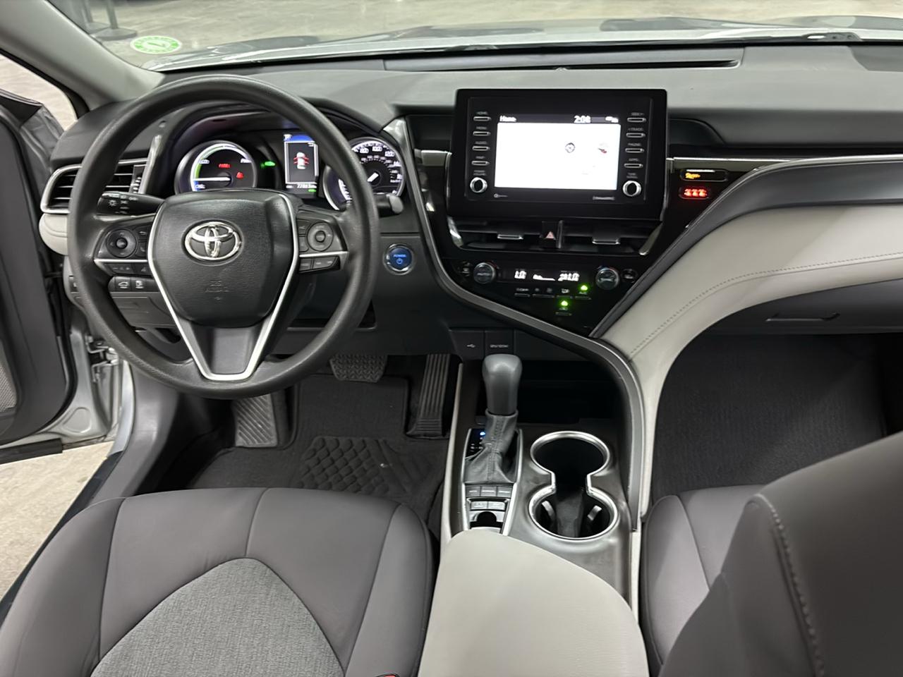 Toyota Camry Hybrid LE CVT (Natl) 2023