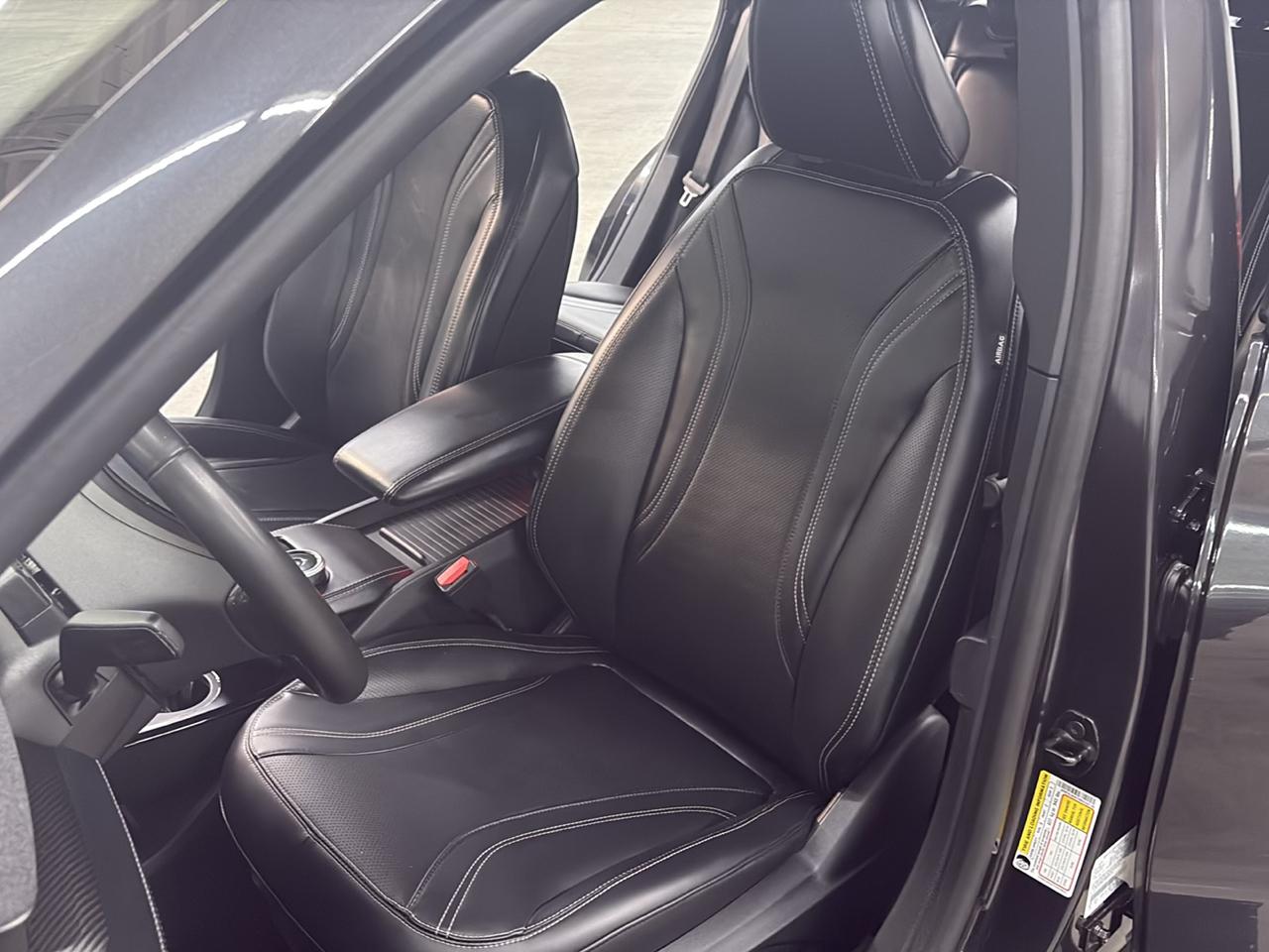 Ford Mustang Mach-E Premium RWD 2022