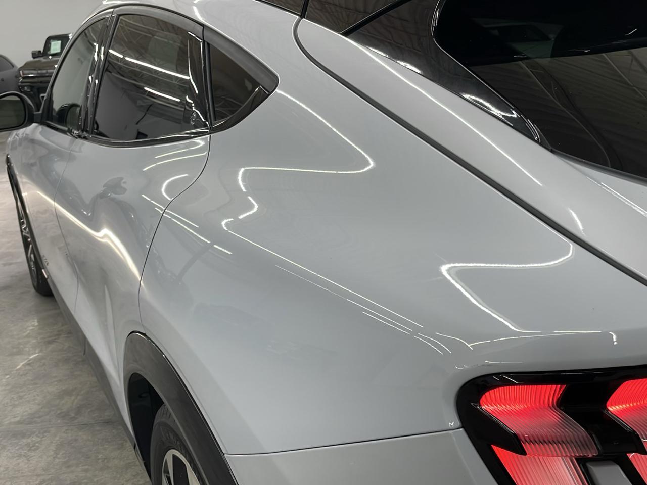 Ford Mustang Mach-E Premium RWD 2021