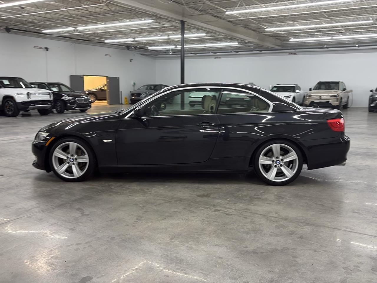 BMW 3 Series 2dr Conv 328i 2011