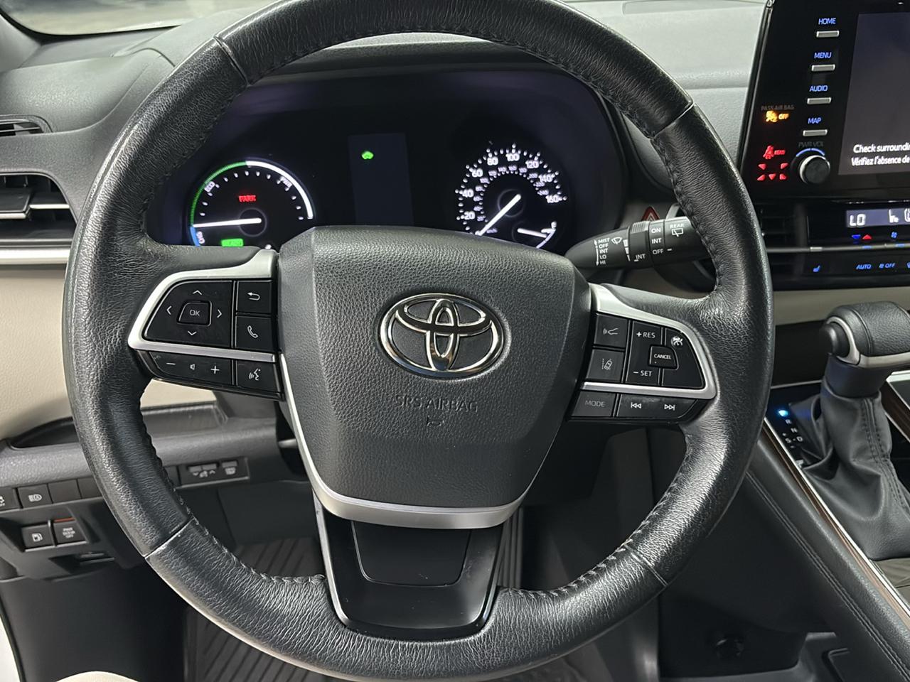 Toyota Sienna XLE FWD 7-Passenger (Natl) 2023