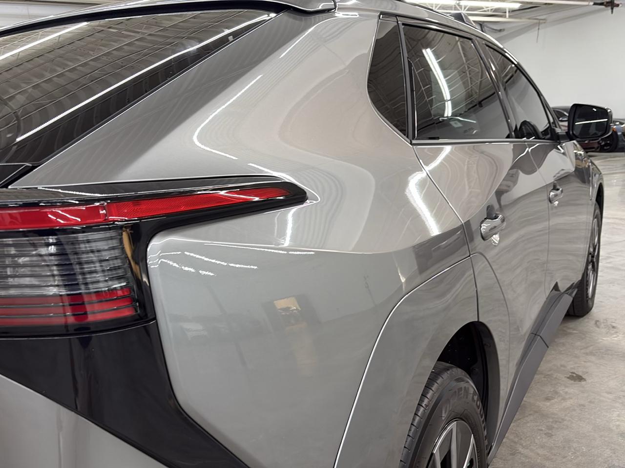 Toyota bZ XLE Plus FWD (Natl) 2026