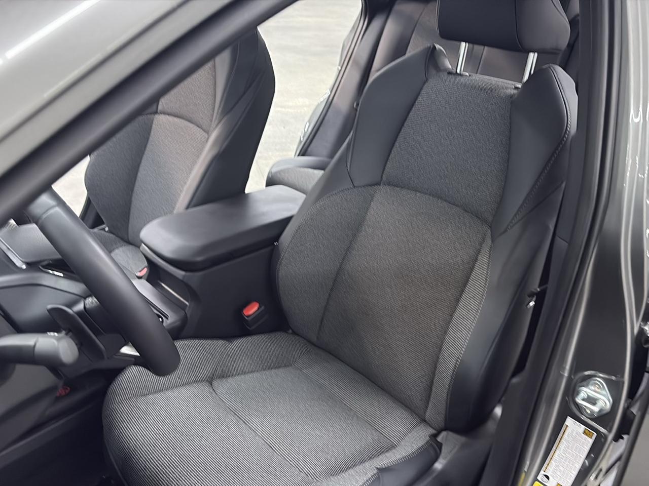 Toyota bZ XLE Plus FWD (Natl) 2026