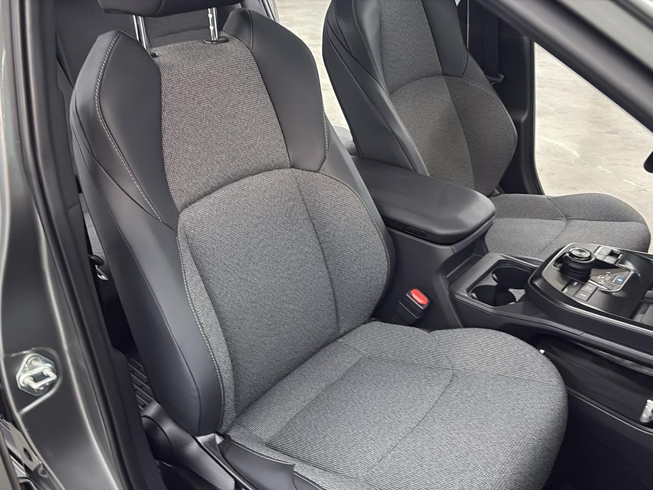 Toyota bZ XLE Plus FWD (Natl) 2026