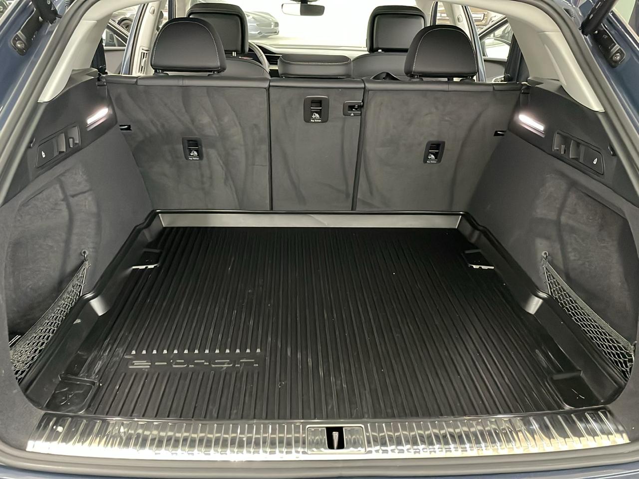 Audi Q8 e-tron Premium Plus quattro 2024