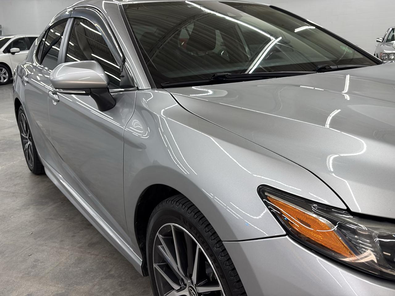 Toyota Camry SE Auto (Natl) 2019