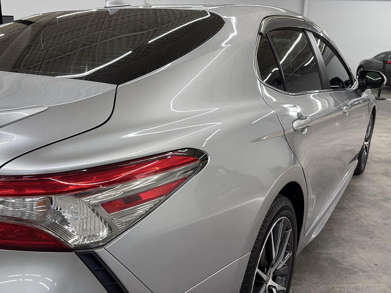 Toyota Camry SE Auto (Natl) 2019