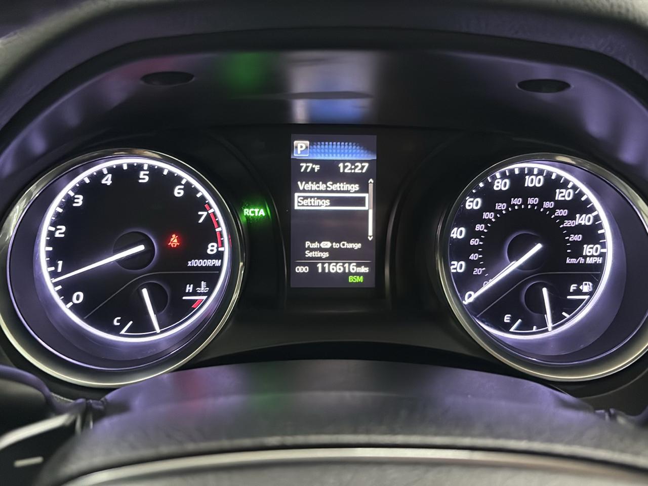 Toyota Camry SE Auto (Natl) 2019