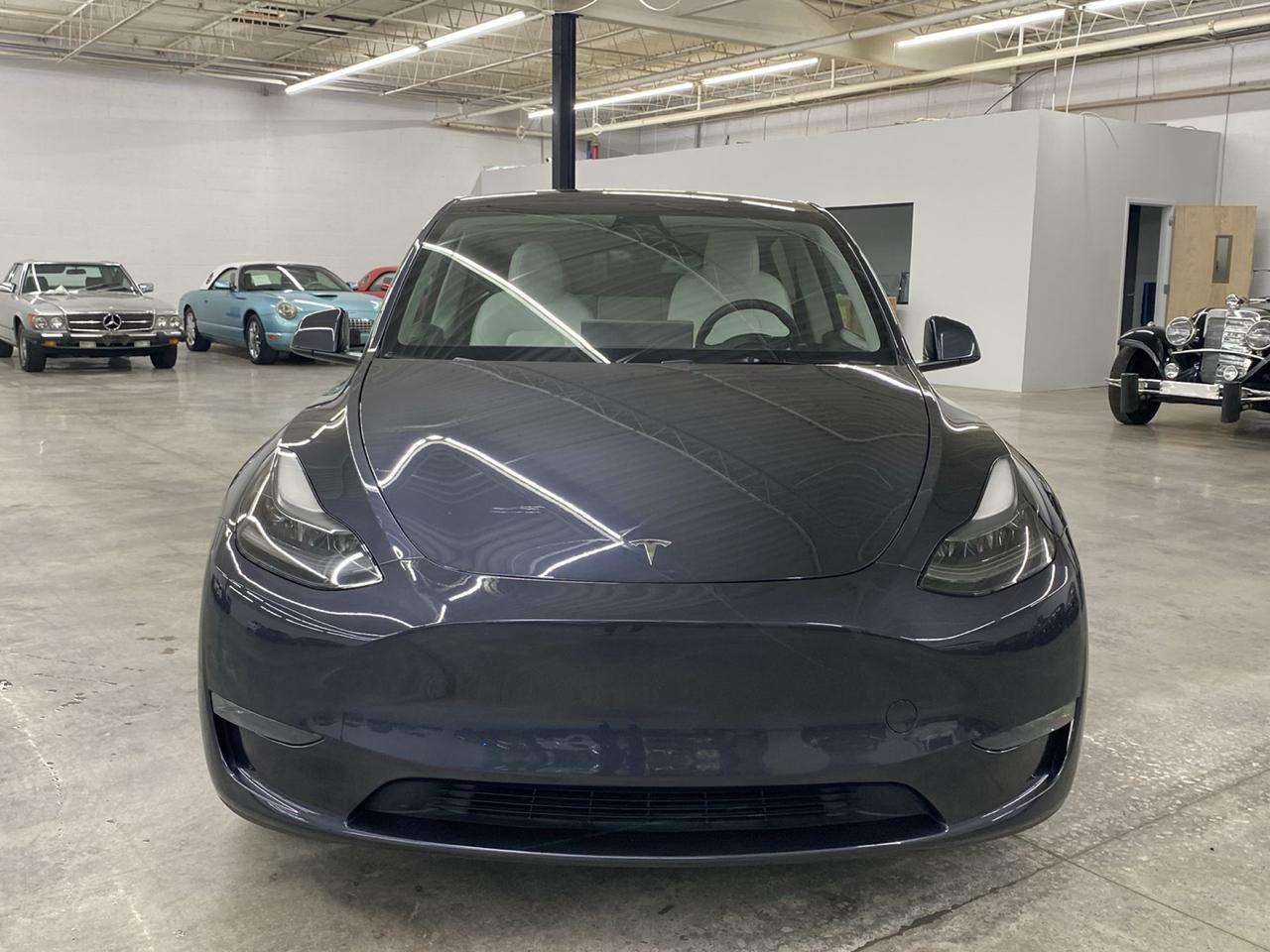 Tesla Model Y Performance AWD 2024