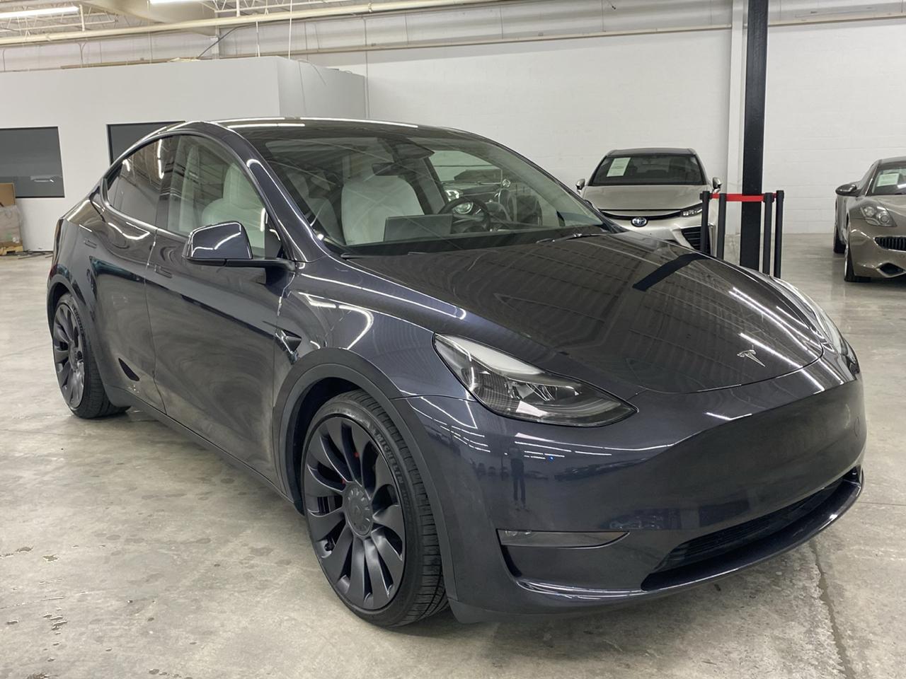 Tesla Model Y Performance AWD 2024