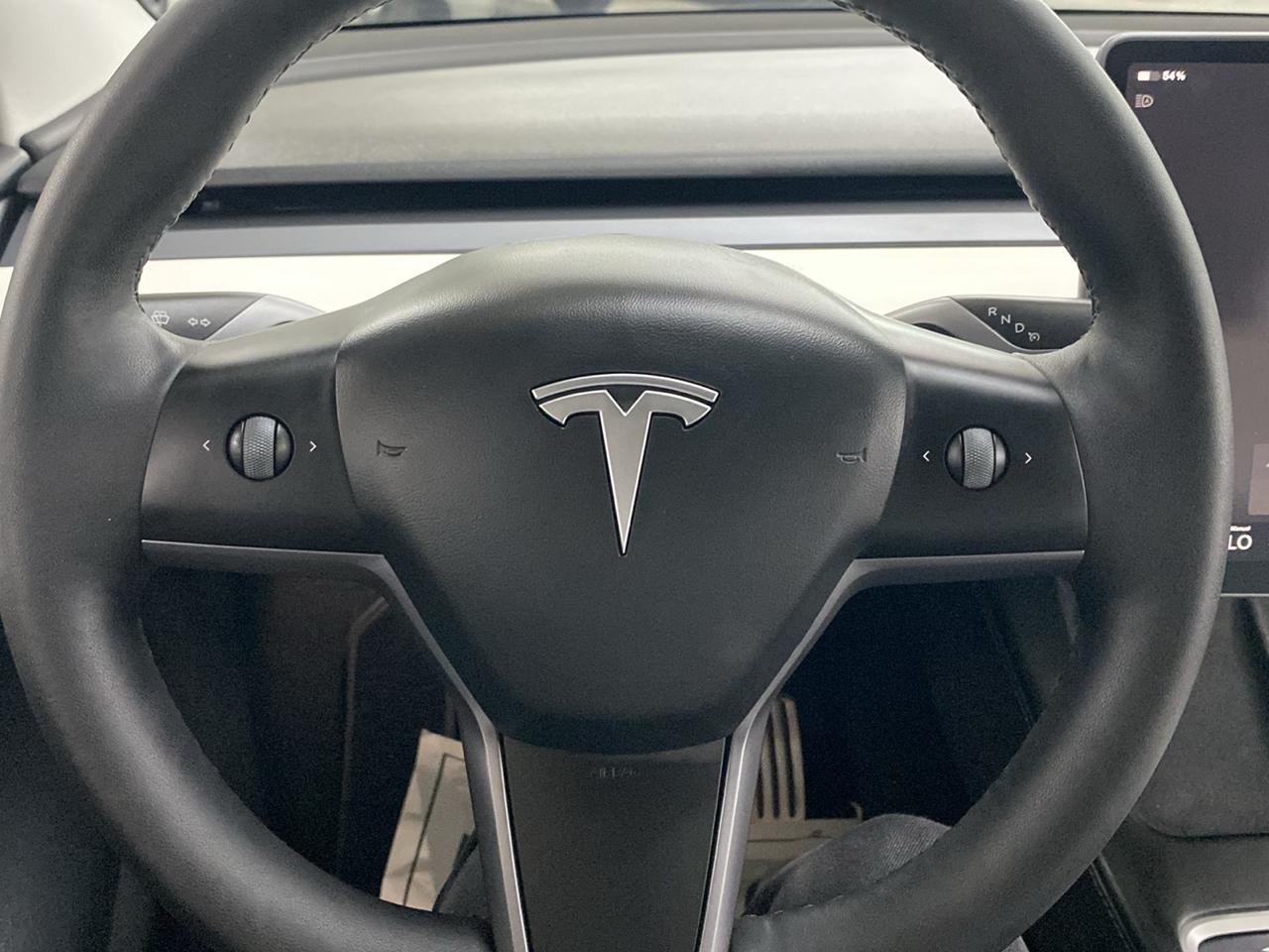 Tesla Model Y Performance AWD 2024