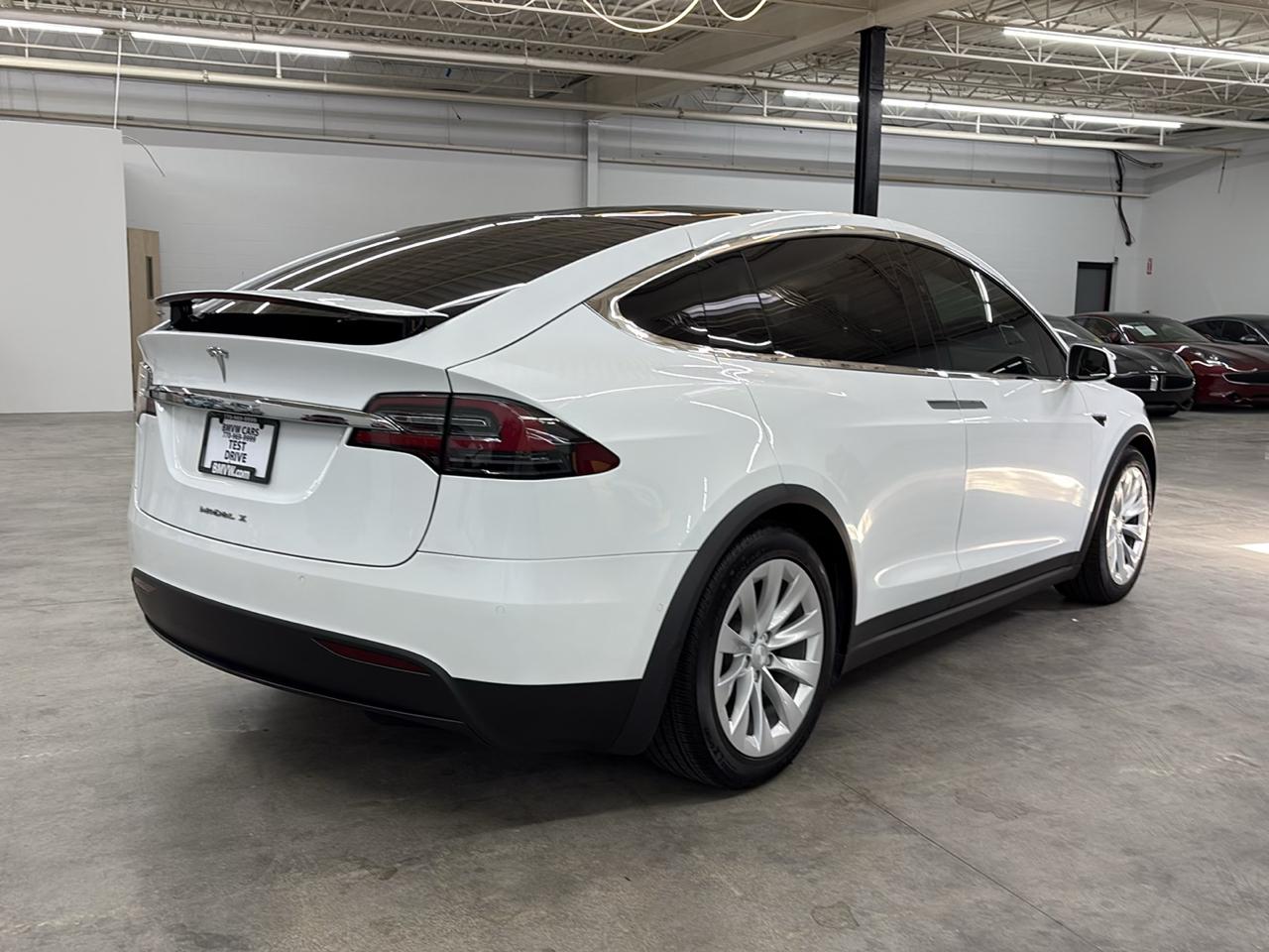 Tesla Model X 75D AWD 2018