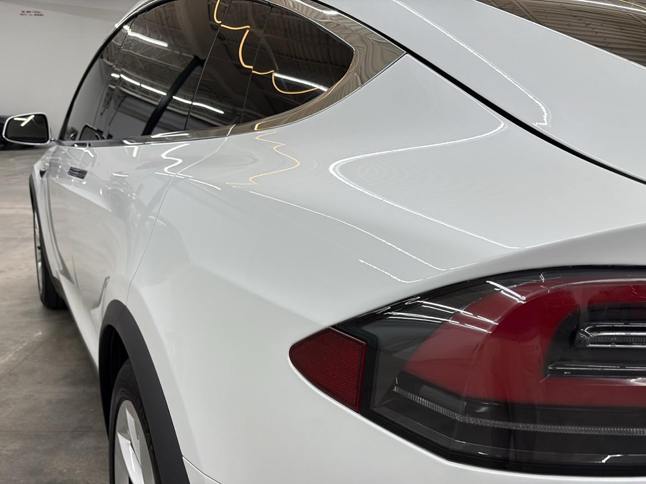 Tesla Model X 75D AWD 2018